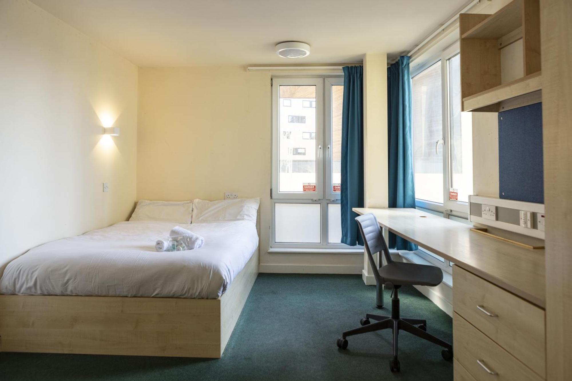 Aparthotel Burley Road à Leeds  Extérieur photo